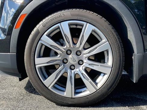 Used 2023 Cadillac XT4 Premium Luxury w/ Technology Package AWD/4WD image 8