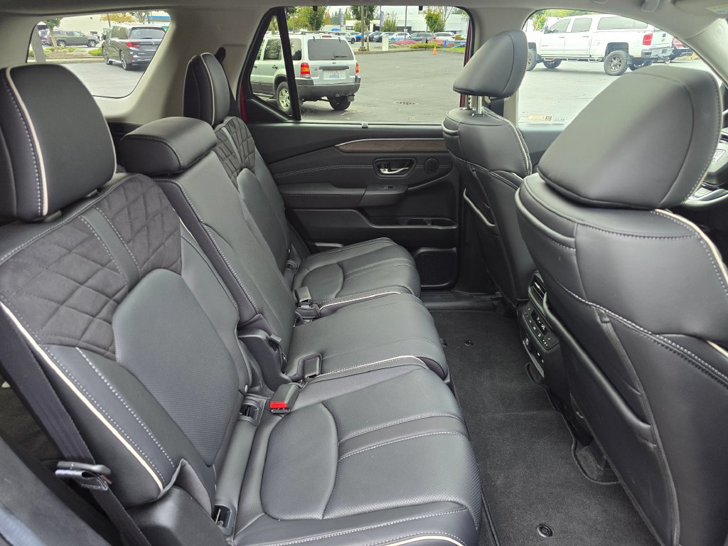 Certified 2026 Honda Pilot Elite image 8