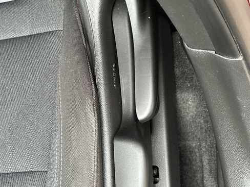 Certified 2025 Chevrolet Trax RS w/ Driver Confidence Package image 24