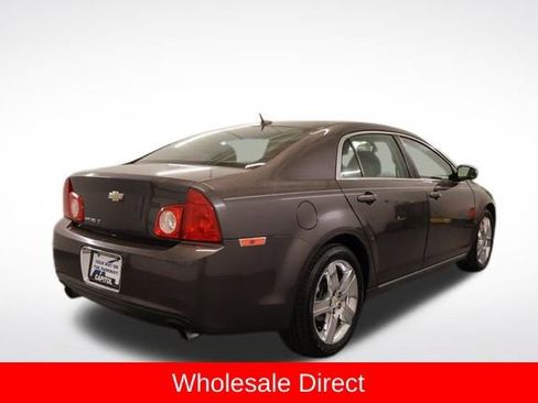 Used 2011 Chevrolet Malibu LT w/ HFV6 Engine Package image 2