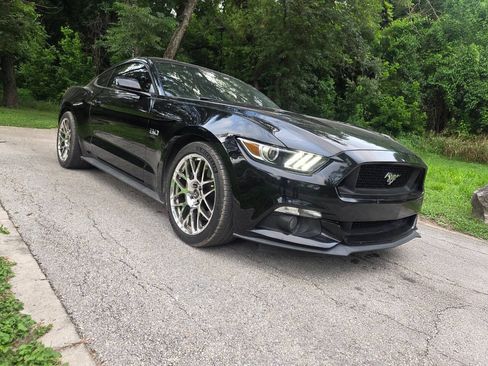 Used 2015 Ford Mustang GT Premium w/ Equipment Group 401A RWD image 1