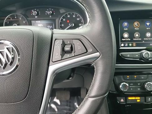 Used 2022 Buick Encore Preferred w/ Safety Package image 17