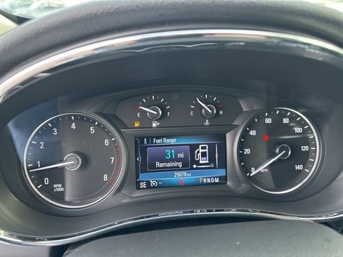 Used 2022 Buick Encore Preferred w/ Safety Package image 17