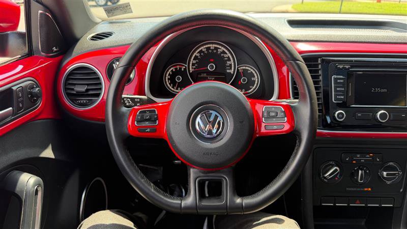 Used 2013 Volkswagen Beetle 2.5 FWD image 23