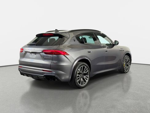 Used 2023 Maserati Grecale Modena AWD/4WD image 3