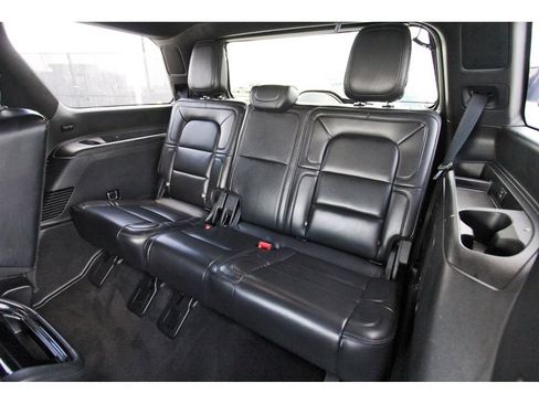 Used 2019 Lincoln Navigator Reserve w/ Cargo Package AWD/4WD image 13