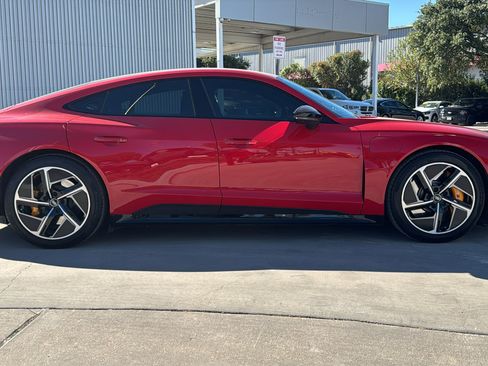 Used 2023 Audi RS e-tron GT w/ Carbon Performance Package image 8