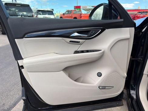 Used 2021 Buick Envision Essence w/ Technology Package I image 15