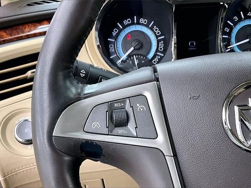 Used 2013 Buick LaCrosse Premium image 22