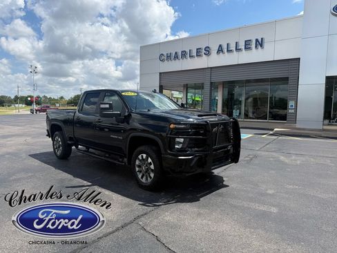 Used 2024 Chevrolet Silverado 2500 Custom w/ Custom Convenience Package AWD/4WD image 1