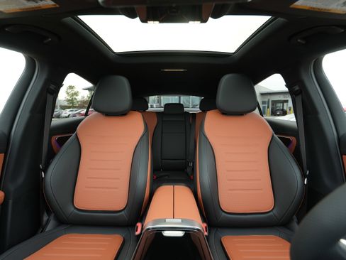 New 2026 Mercedes-Benz GLC 300 4MATIC image 32