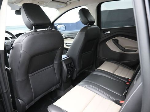 Used 2019 Ford Escape SEL image 25