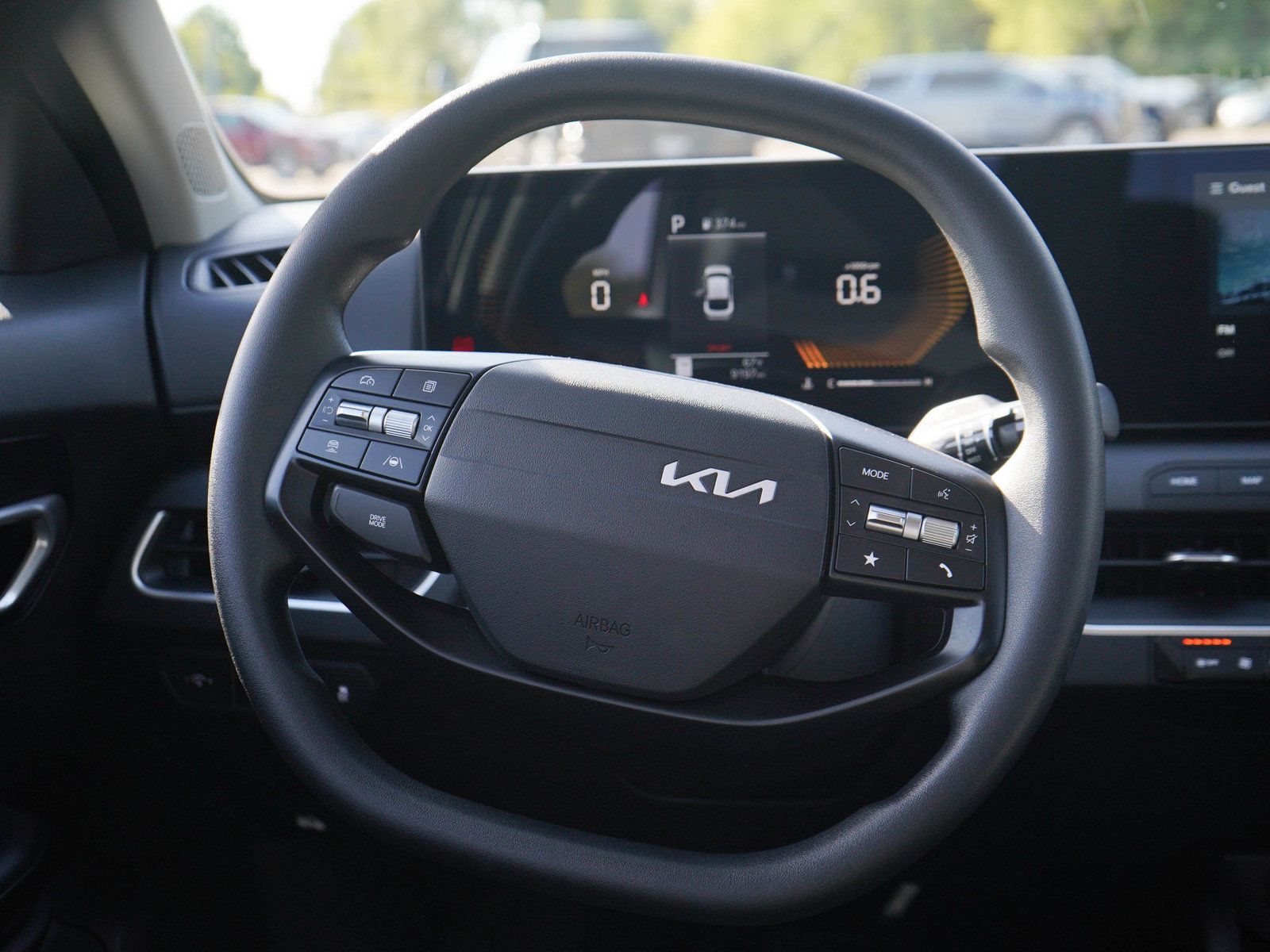 Used 2025 Kia K4 FWD image 14