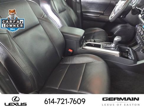 Used 2020 Toyota Tacoma Limited AWD/4WD image 30