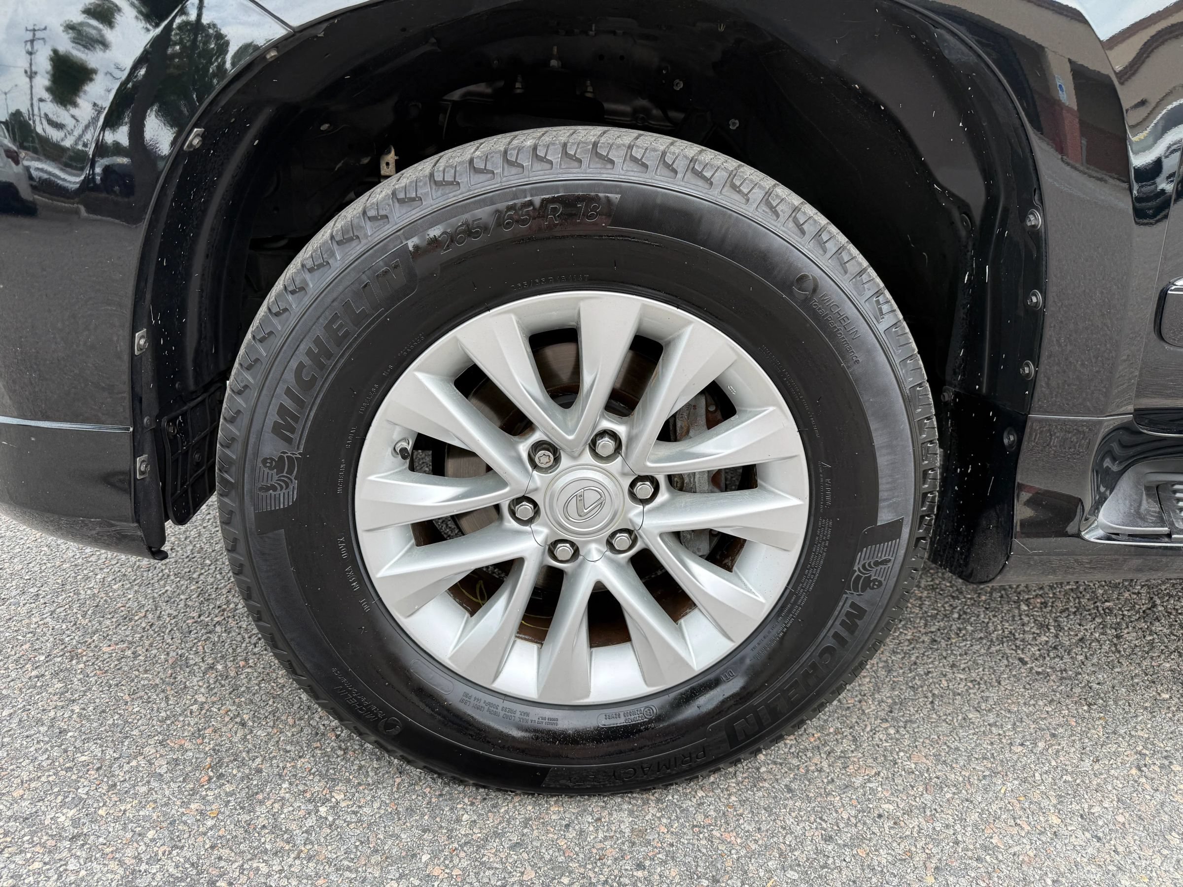 Used 2018 Lexus GX 460 Premium w/ Premium Package AWD/4WD image 14