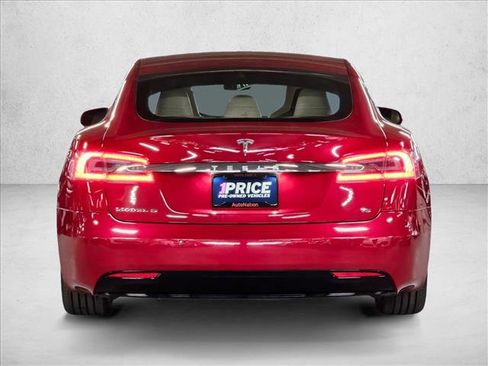 Used 2016 Tesla Model S 70 image 7