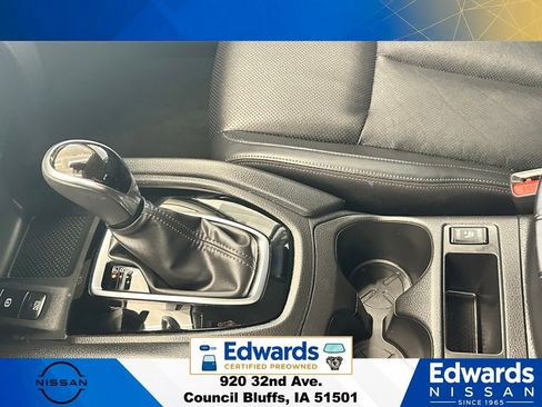 Used 2022 Nissan Rogue Sport SL AWD/4WD image 27