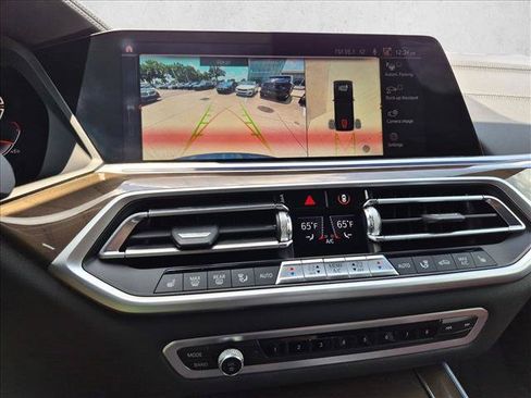 Used 2022 BMW X5 sDrive40i w/ M Sport Package RWD image 14
