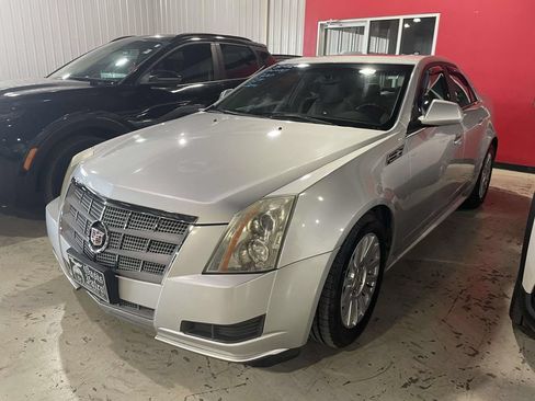 Used 2010 Cadillac CTS Luxury RWD image 3