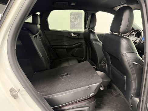 Used 2024 Ford Escape ST-Line w/ Tech Pack #1 AWD/4WD image 23