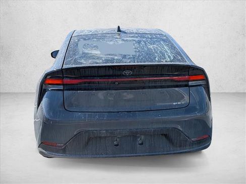 Used 2025 Toyota Prius LE image 6