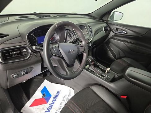 Used 2022 Chevrolet Equinox RS w/ LPO, Floor Liner Package image 14