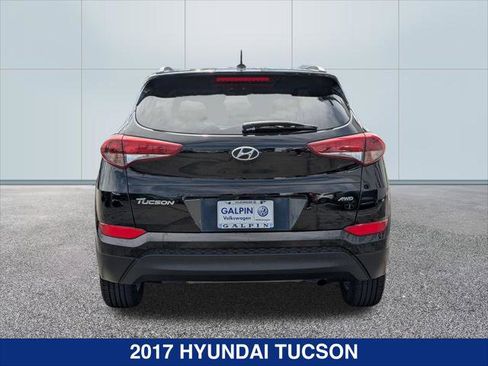 Used 2017 Hyundai Tucson SE image 4