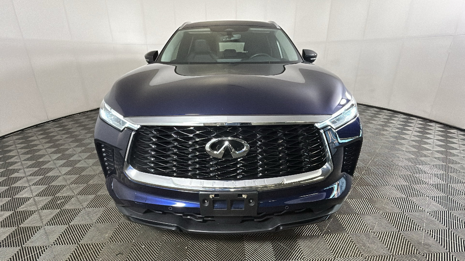 Used 2024 INFINITI QX60 Luxe AWD/4WD image 7