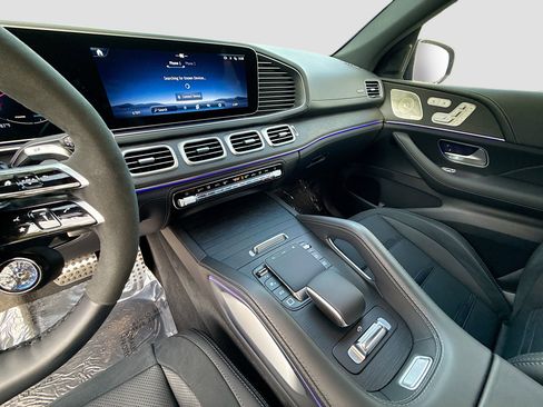 Used 2025 Mercedes-Benz GLE 53 AMG 4MATIC Coupe image 28