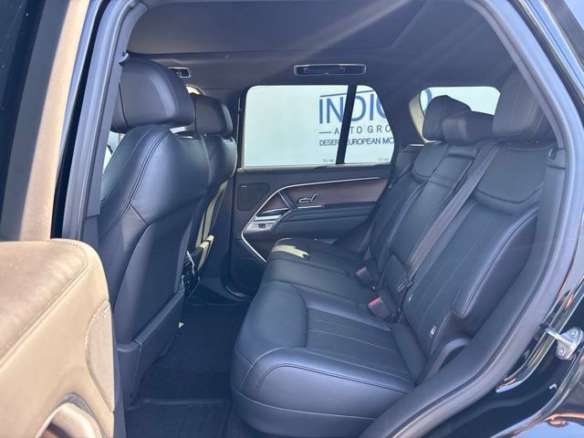 Certified 2023 Land Rover Range Rover SE AWD/4WD image 9