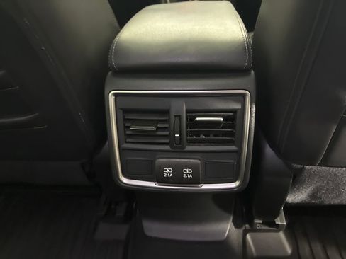Used 2023 Subaru Forester Limited AWD/4WD image 29