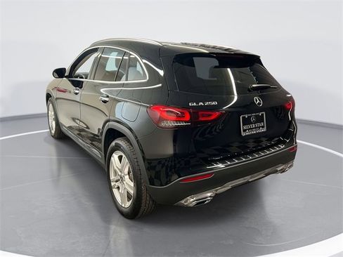 Certified 2022 Mercedes-Benz GLA 250 4MATIC image 6
