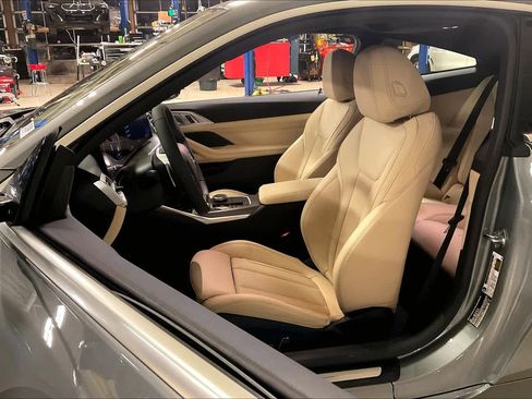 New 2026 BMW 430i 430i w/ Premium Package image 9