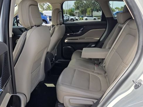 Used 2020 Lincoln Corsair FWD w/ Equipment Group 101A image 13