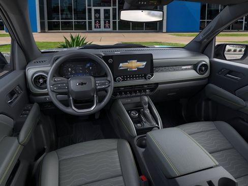 New 2026 Chevrolet Colorado ZR2 w/ Technology Package AWD/4WD image 15