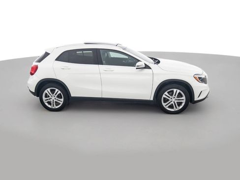 Used 2015 Mercedes-Benz GLA 250 4MATIC image 4