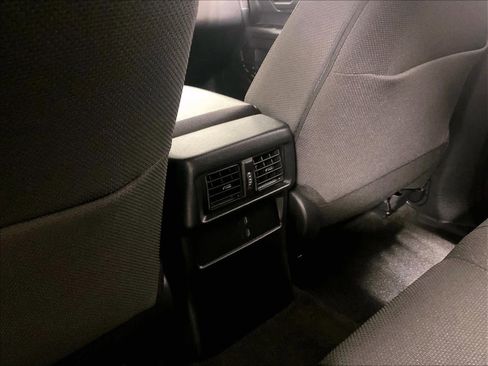 Used 2025 Toyota 4Runner SR5 image 28