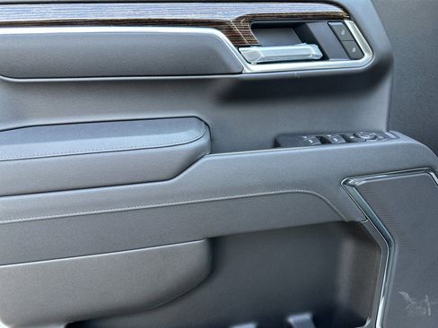 New 2026 GMC Sierra 1500 SLE AWD/4WD image 11