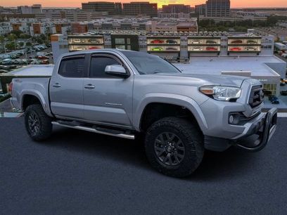 Used 2020 Toyota Tacoma SR5 w/ SR5 Appearance Package (SM)