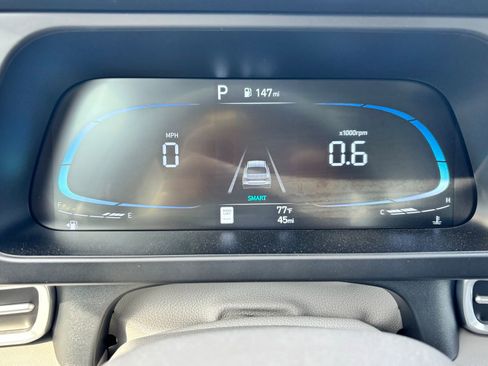 New 2025 Hyundai Elantra Sport FWD image 12