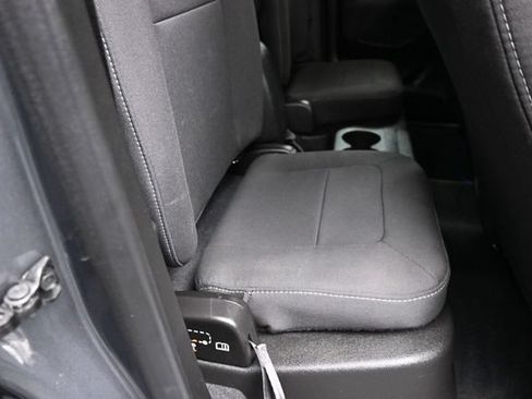 Used 2021 Chevrolet Colorado LT w/ LT Convenience Package RWD image 28
