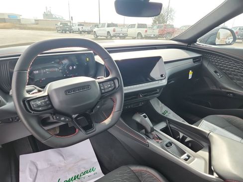 Used 2025 Dodge Charger R/T w/ Quick Order Package 25M R/T image 11