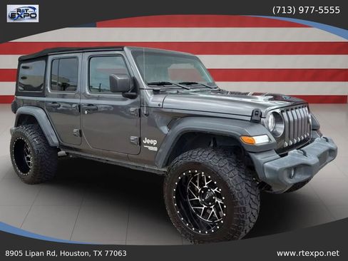 Used 2018 Jeep Wrangler Unlimited Sport S AWD/4WD image 2