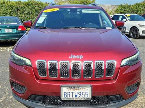 Certified 2020 Jeep Cherokee Latitude w/ Cold Weather Group FWD image 4