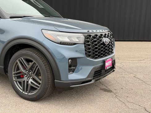 New 2026 Ford Explorer ST w/ Sun And Sound Package image 4