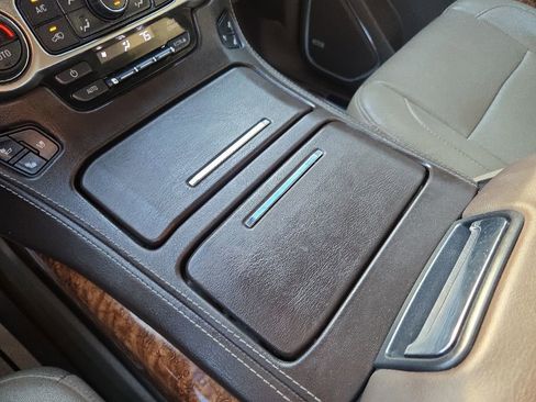 Used 2018 Chevrolet Tahoe Premier AWD/4WD image 61