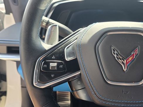 Used 2022 Chevrolet Corvette Stingray Premium Conv w/ Z51 Performance Package RWD image 27