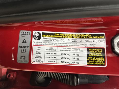 Used 2019 Audi Q3 2.0T Premium Plus w/ Premium Plus Package AWD/4WD image 35