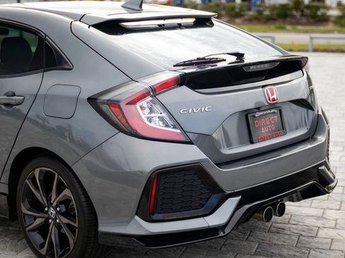 Used 2017 Honda Civic Sport image 11