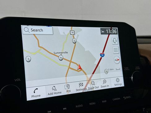 Used 2024 Nissan Pathfinder Platinum image 29